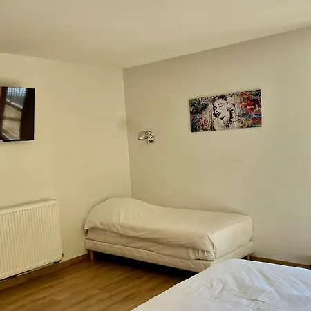 Les Cimes Du Mont Royal Szálloda Montréjeau