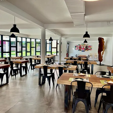 Les Cimes Du Mont Royal 3*