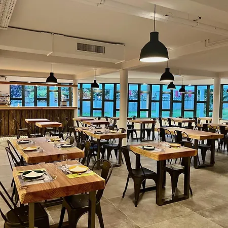 Szálloda Les Cimes Du Mont Royal