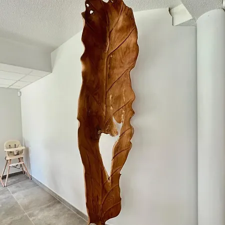 Les Cimes Du Mont Royal Szálloda 3*