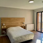 Les Cimes Du Mont Royal Otel