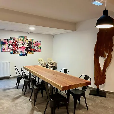 Les Cimes Du Mont Royal ホテル モンレジョ