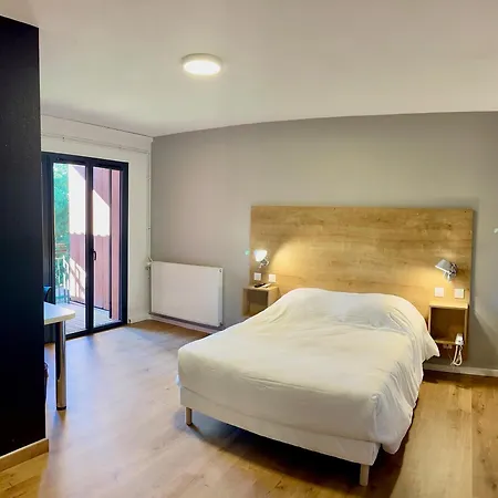 Les Cimes Du Mont Royal 3* モンレジョ