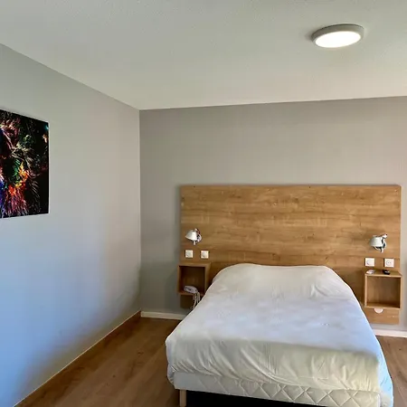 ホテル Les Cimes Du Mont Royal 3*