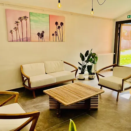 Les Cimes Du Mont Royal モンレジョ