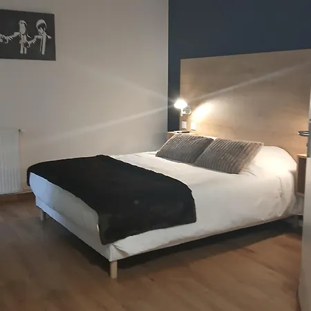 Les Cimes Du Mont Royal ホテル 3*