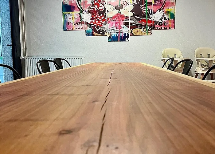 Les Cimes Du Mont Royal Hotel